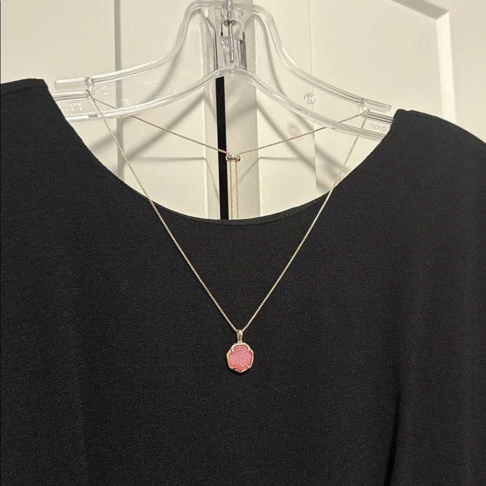 Lot of 2x [Kendra Scott] Adjustable Pink Pendant Necklace & Iridescent Bangles